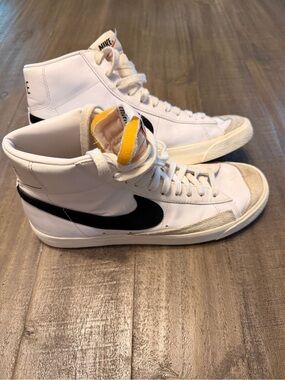 Nike Blazer Mid 77 Vintage - Size 10 Men’s
